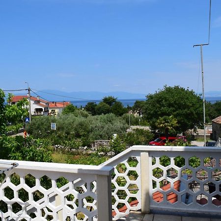 Guest House Tom Malinska Exterior foto